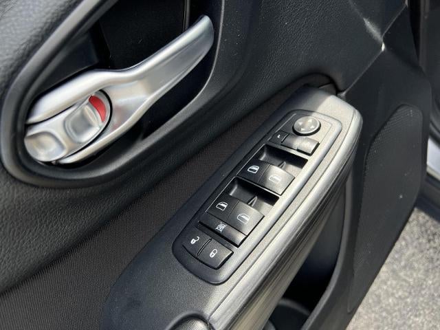 2015 Jeep Cherokee Sport