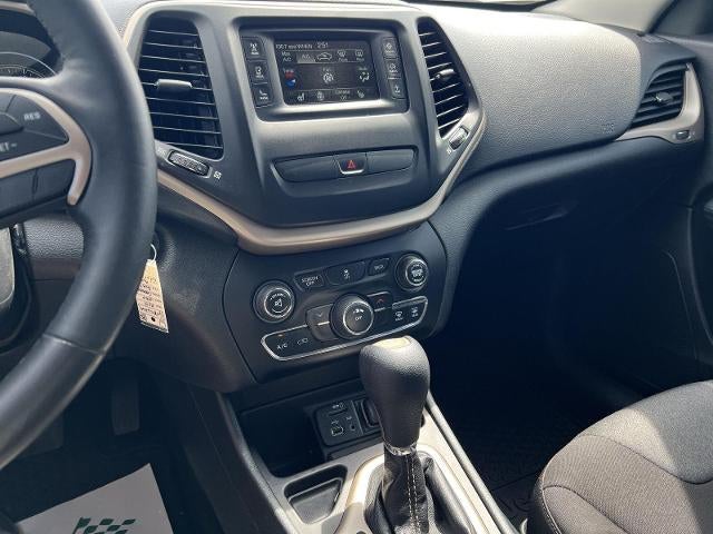 2015 Jeep Cherokee Sport