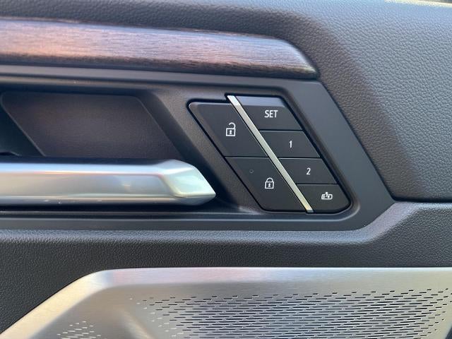 2027 GMC Acadia Denali Ultimate