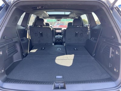 2027 GMC Acadia Denali Ultimate