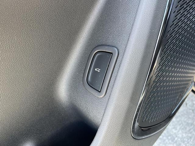 2026 GMC Acadia AT4 - Photo 15