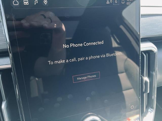 2026 GMC Acadia AT4 - Photo 33