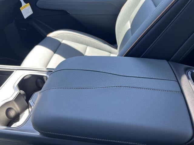 2026 GMC Acadia AT4 - Photo 38