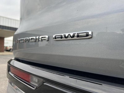 2024 GMC Acadia Denali