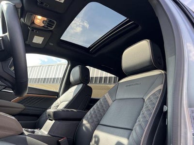 2023 GMC Canyon Denali