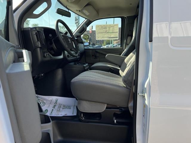2027 GMC Savana Cargo Base