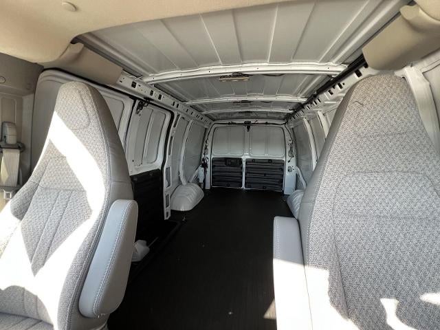 2027 GMC Savana Cargo Base