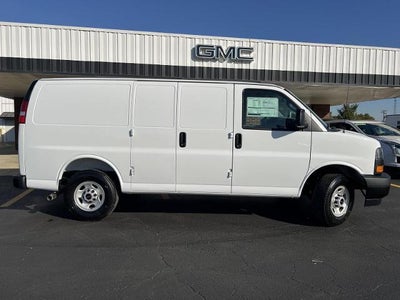 2027 GMC Savana Cargo Base