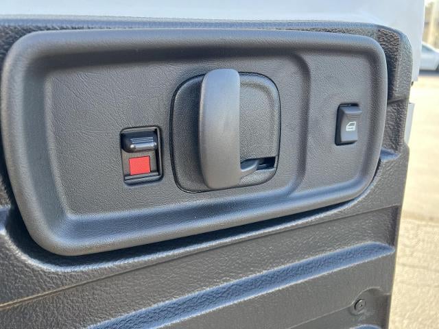 2027 GMC Savana Cargo Base