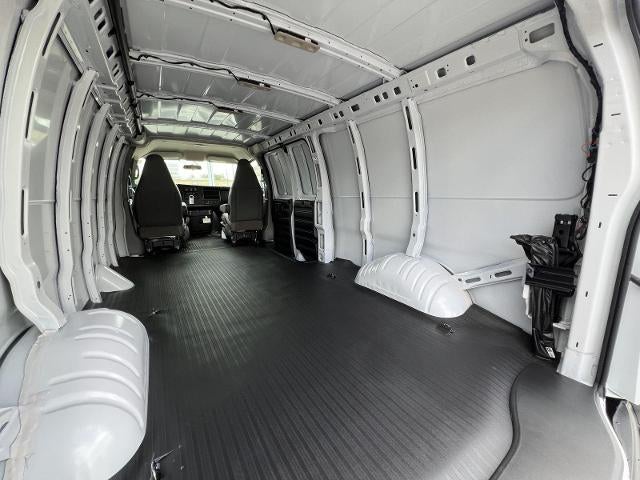 2026 GMC Savana Cargo Base