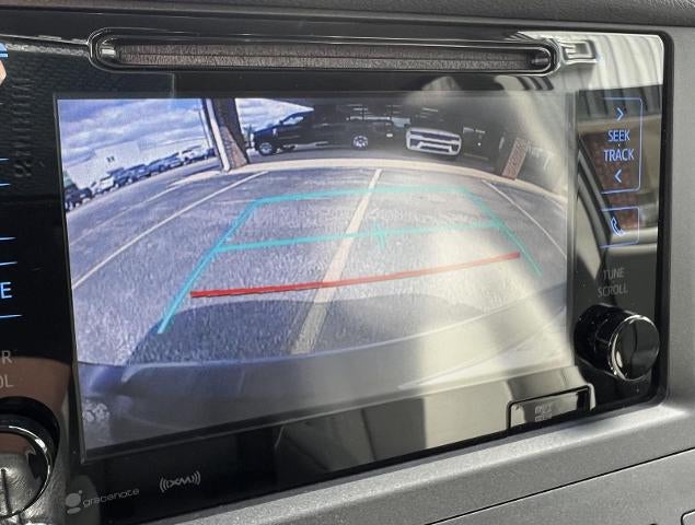 2017 Toyota Sienna XLE Auto Access Seat