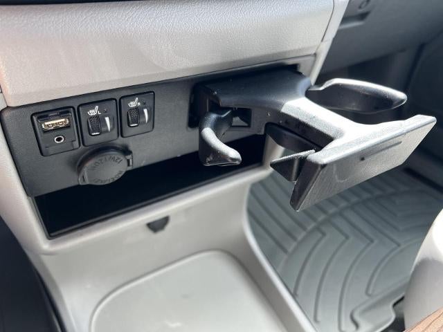 2017 Toyota Sienna XLE Auto Access Seat
