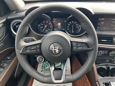2021 Alfa Romeo Stelvio Base