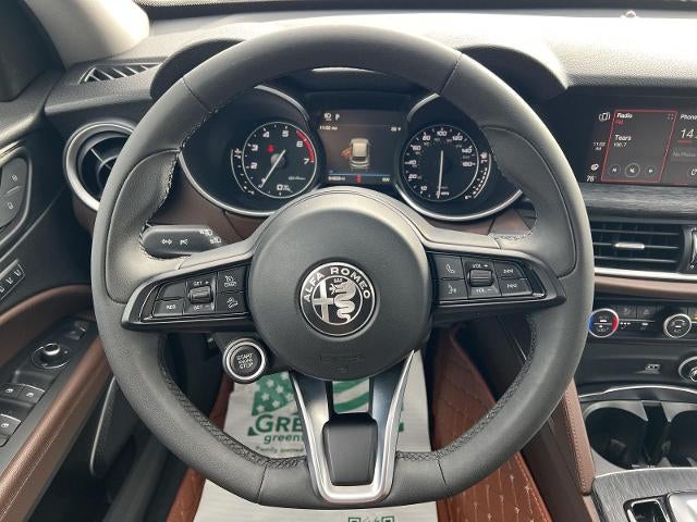 2021 Alfa Romeo Stelvio Base