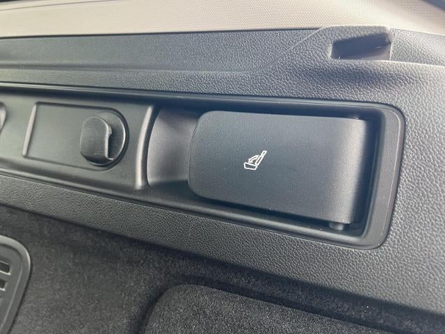 2021 Alfa Romeo Stelvio Base