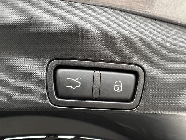 2021 Alfa Romeo Stelvio Base