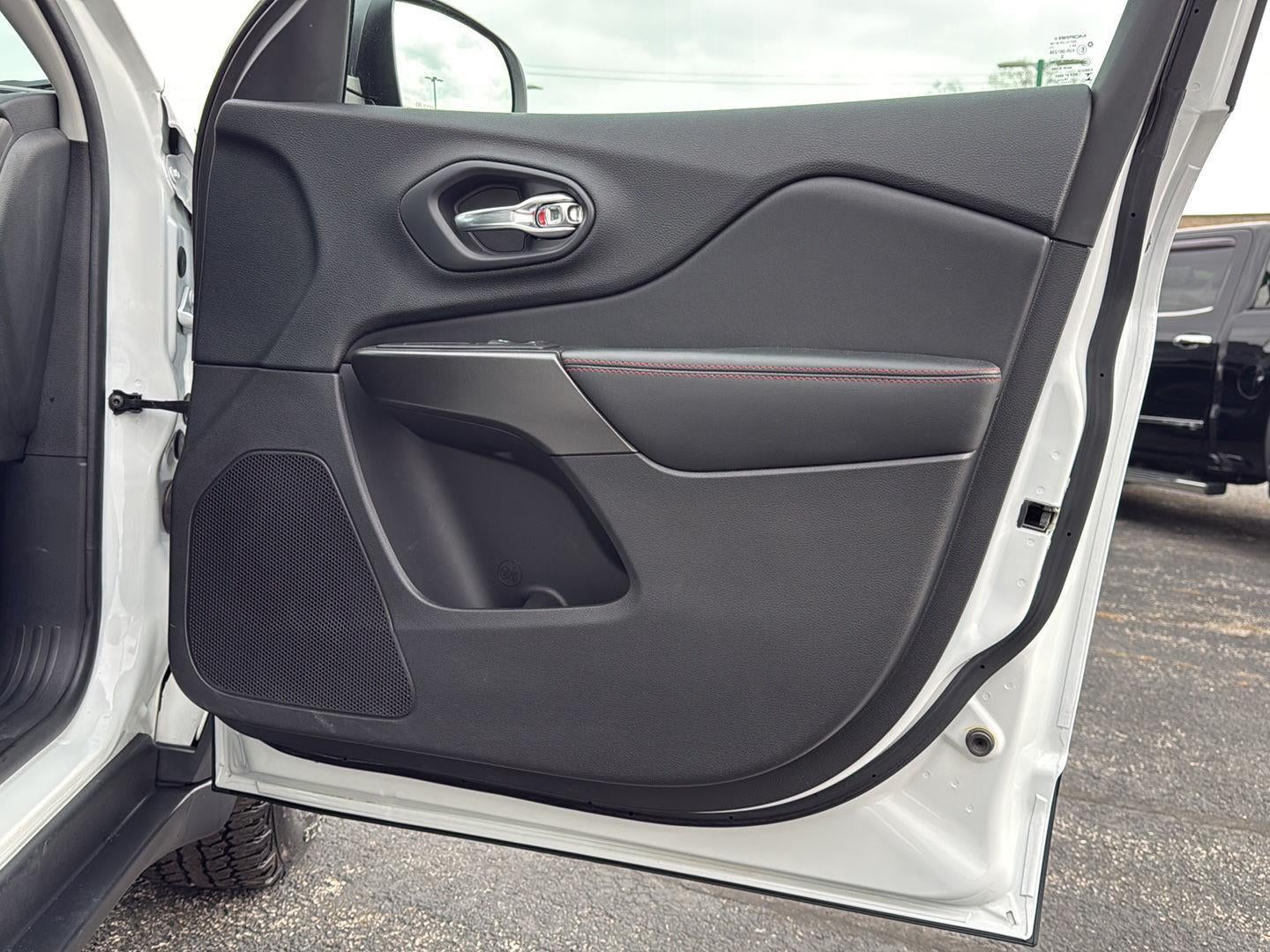 2020 Jeep Cherokee Trailhawk