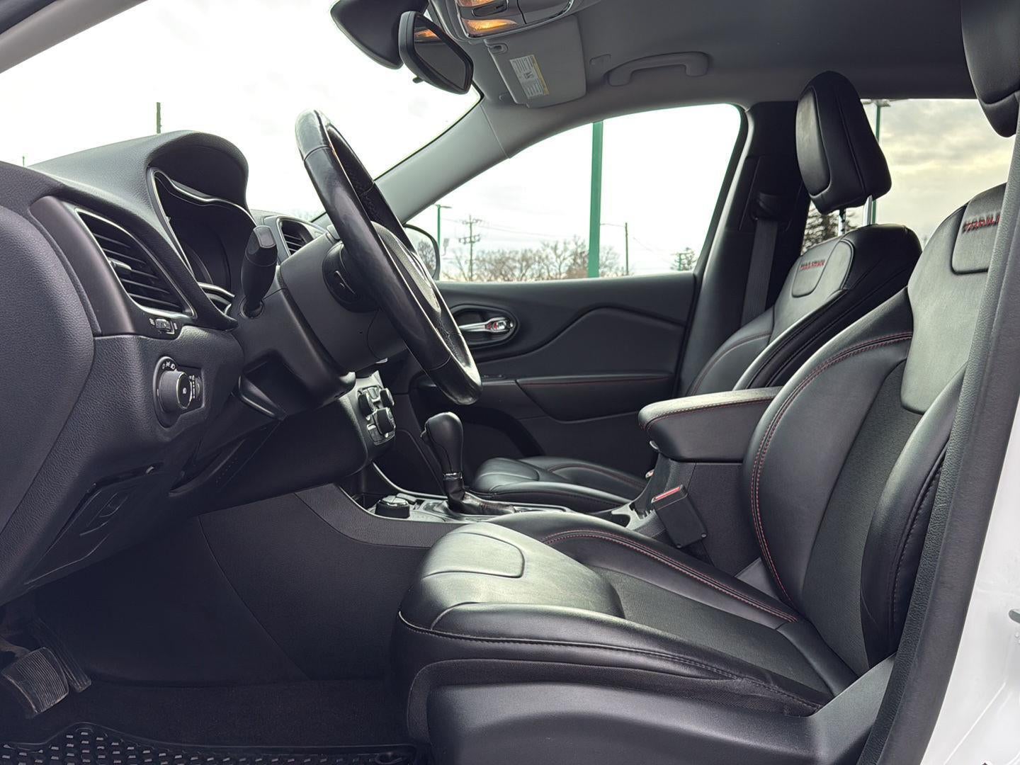 2020 Jeep Cherokee Trailhawk