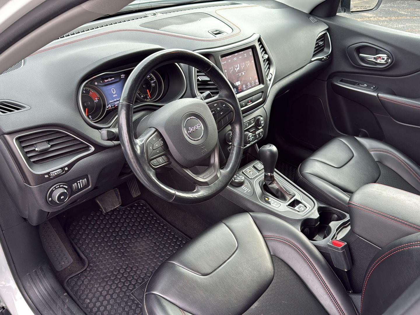 2020 Jeep Cherokee Trailhawk