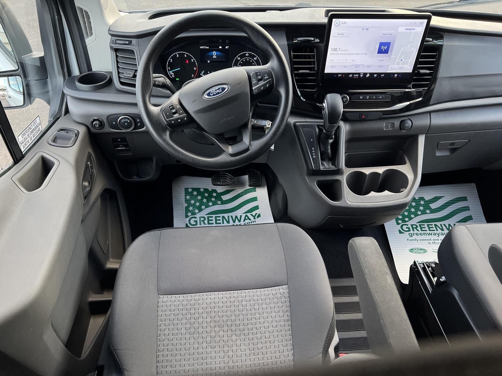 2024 Ford Transit Passenger Wagon XLT