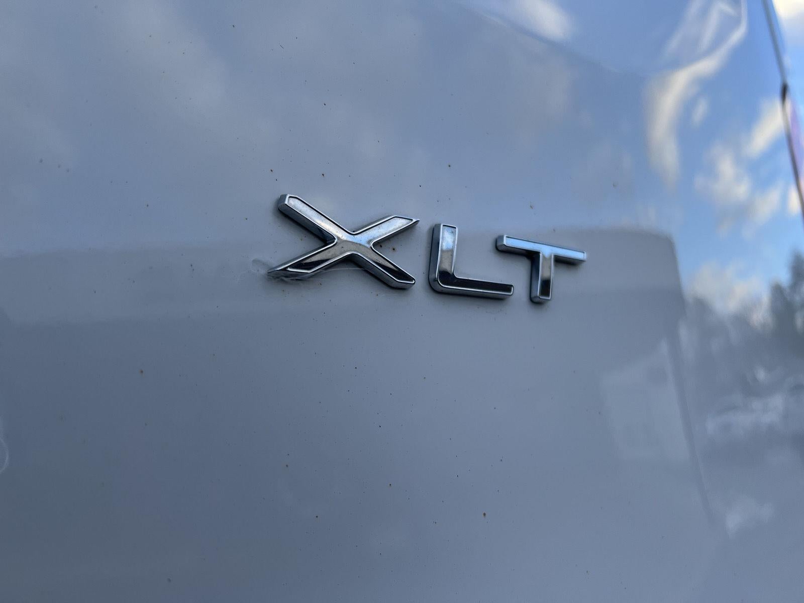 2024 Ford Transit Passenger Wagon XLT