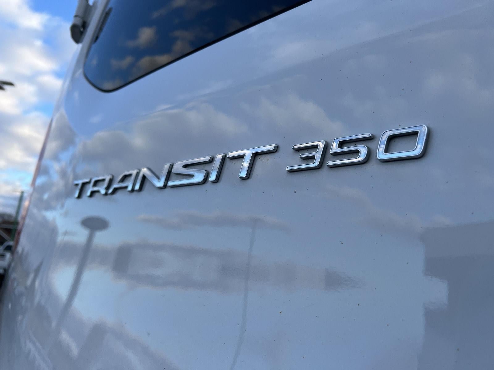 2024 Ford Transit Passenger Wagon XLT