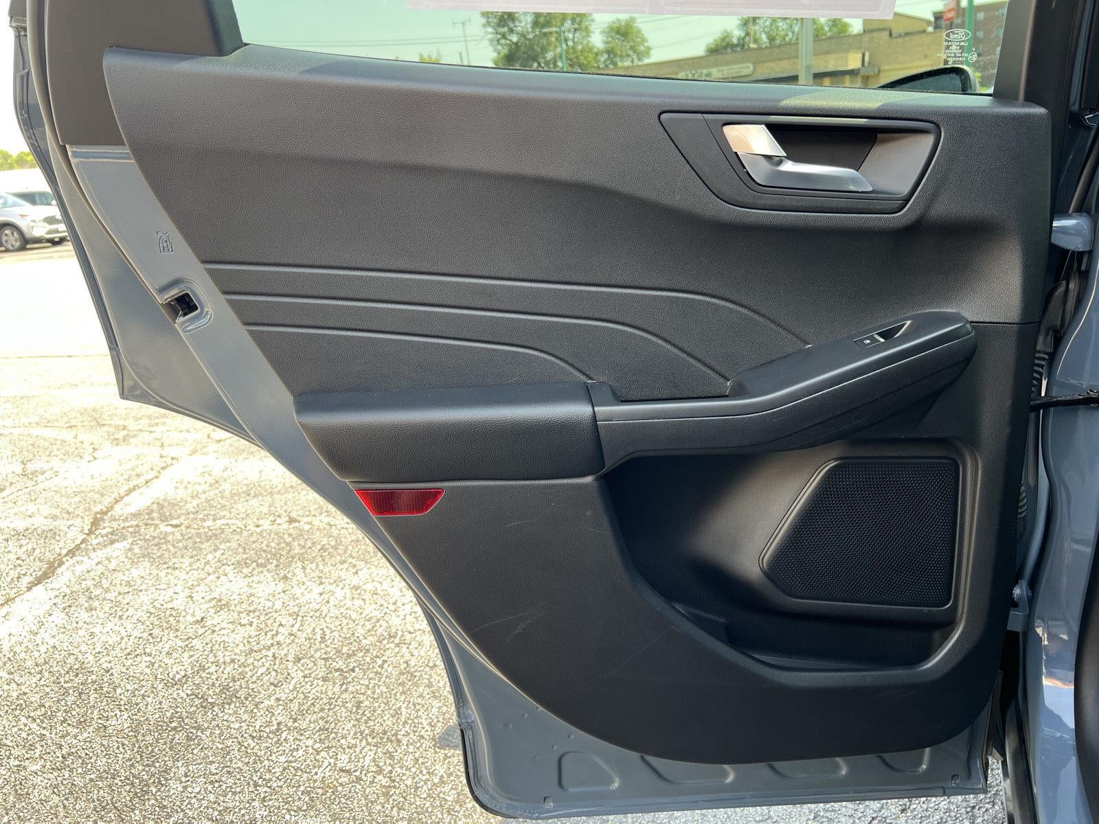 2025 Ford Escape ST-Line Select