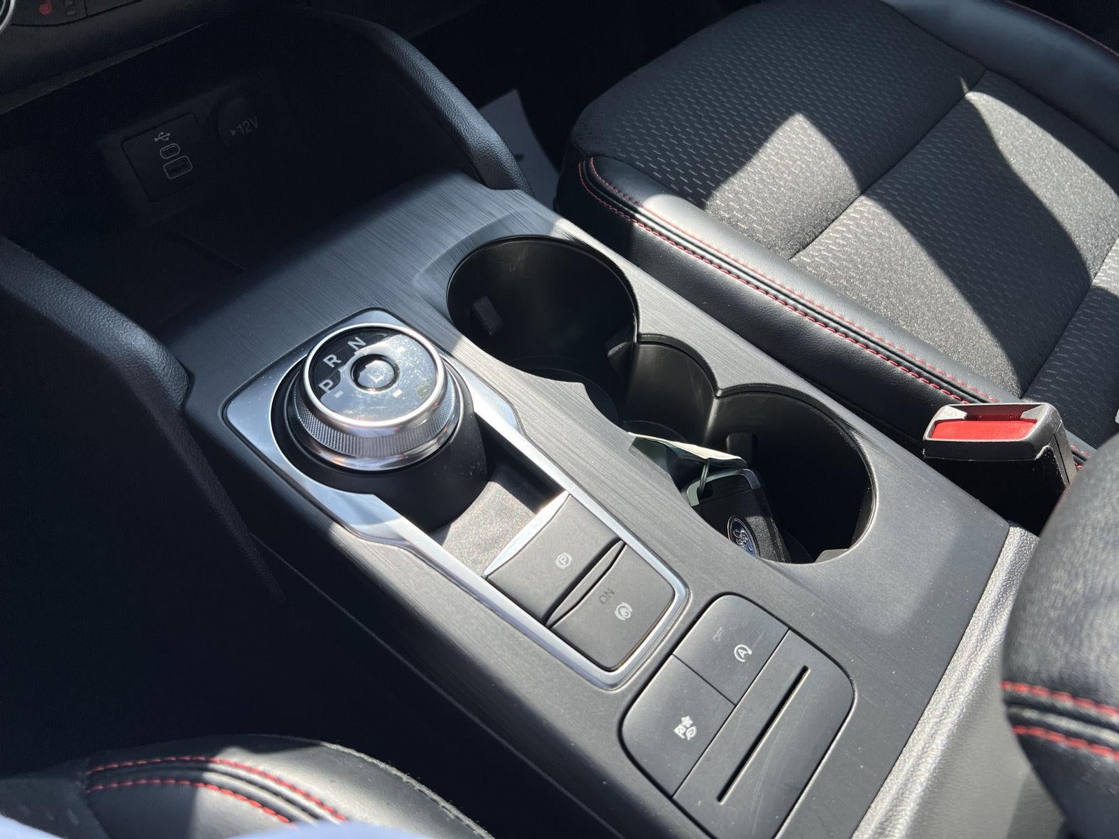 2025 Ford Escape ST-Line Select