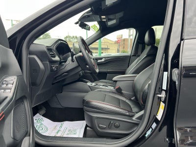 2025 Ford Escape ST-Line Select