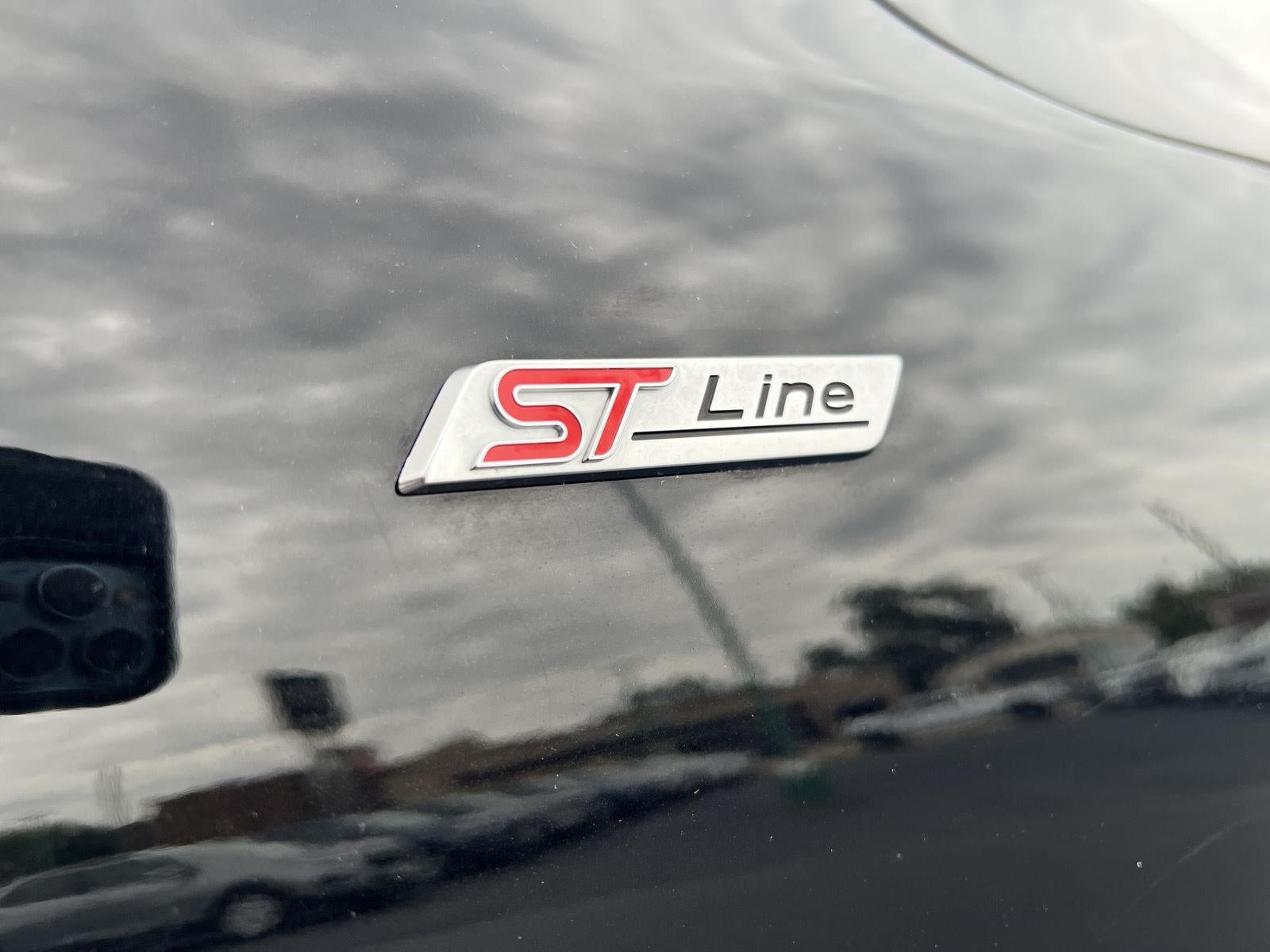 2025 Ford Escape ST-Line Select