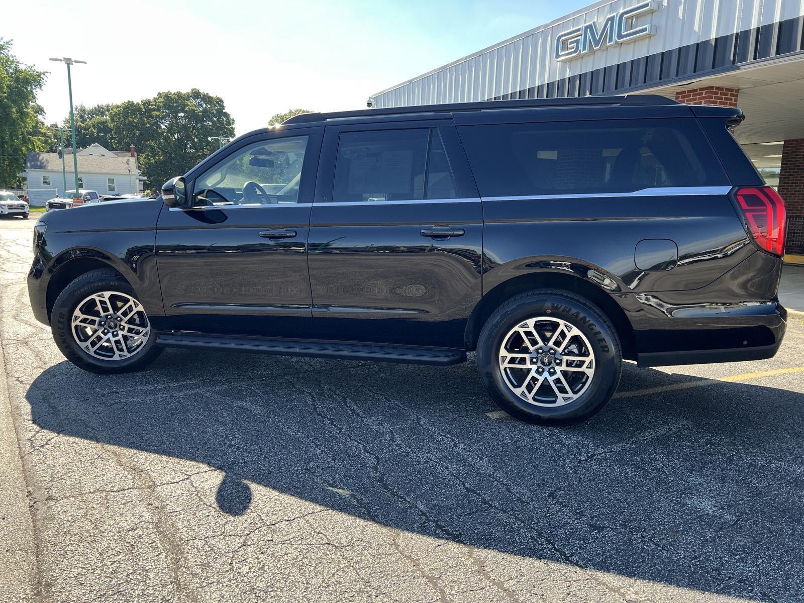 2025 Ford Expedition Max Active