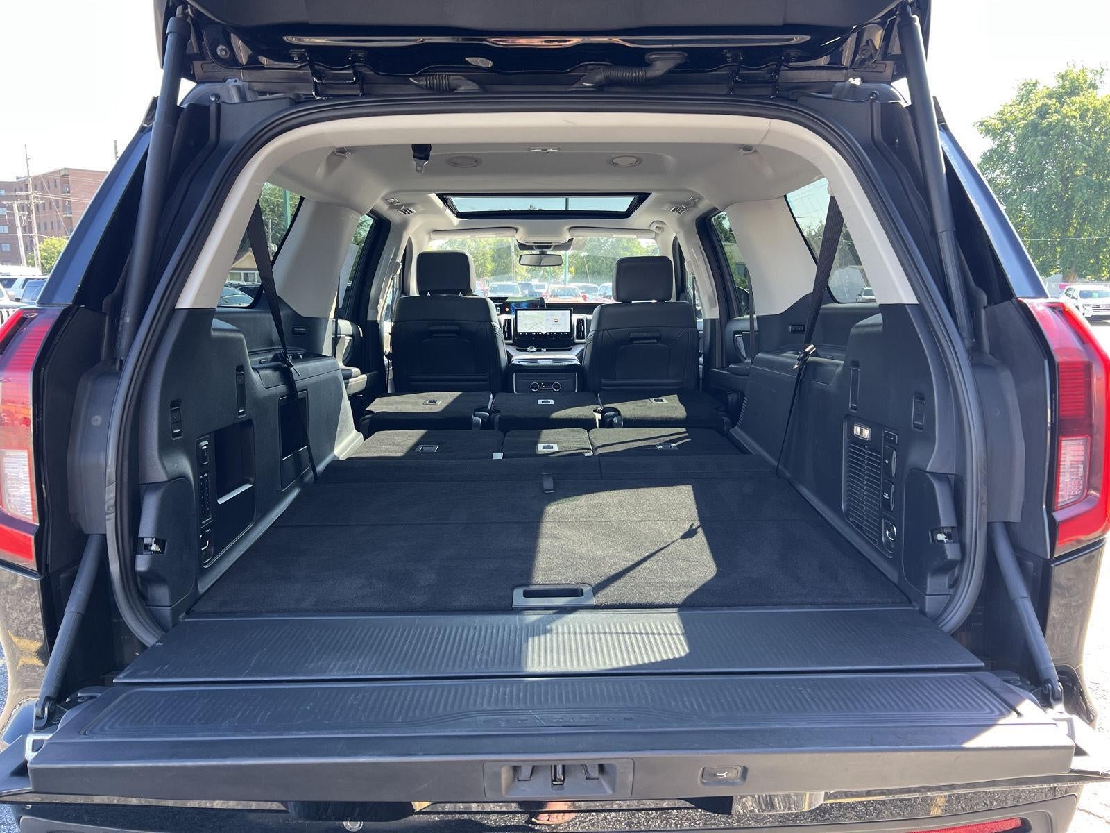 2025 Ford Expedition Max Active