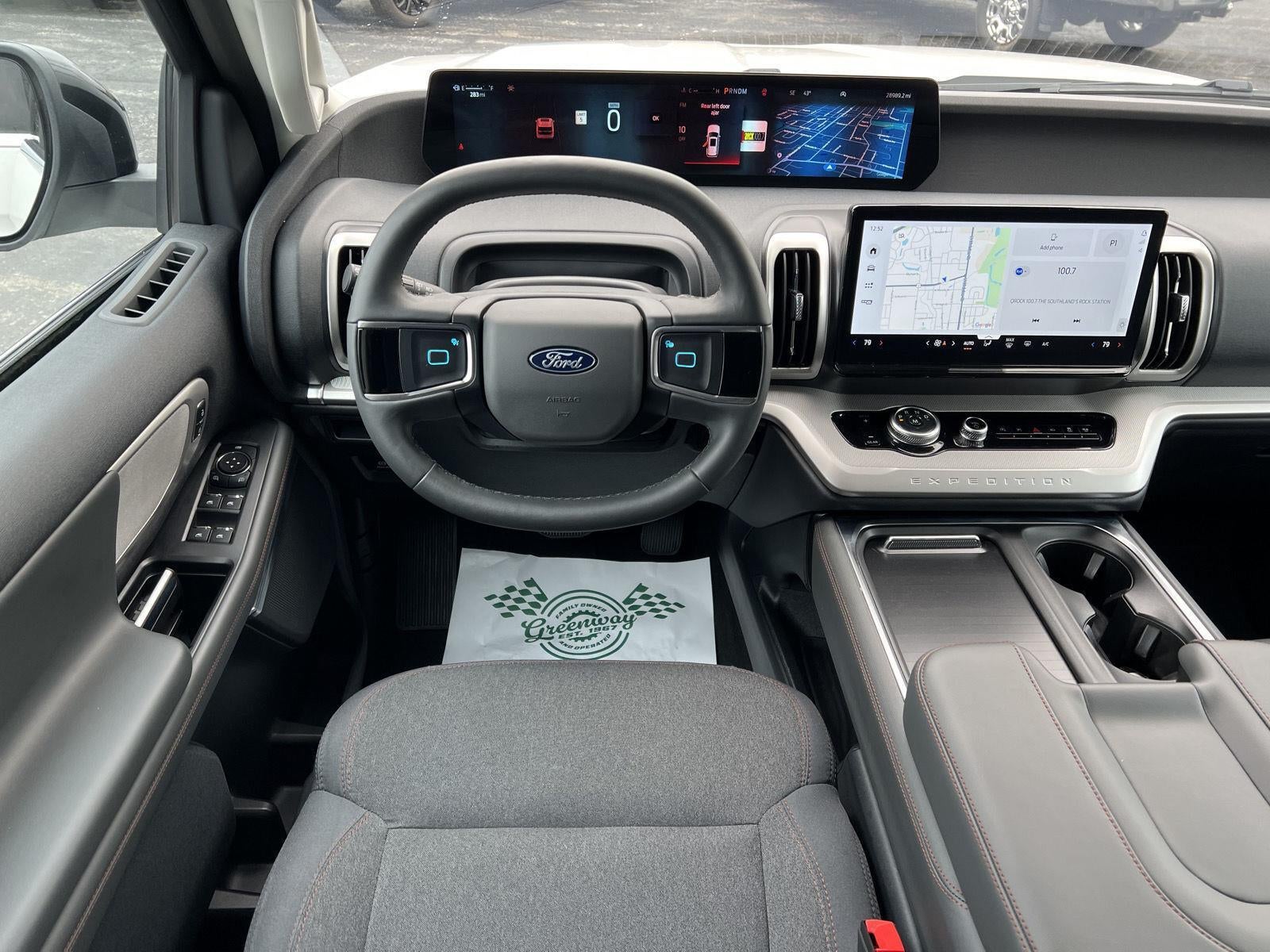 2025 Ford Expedition Active