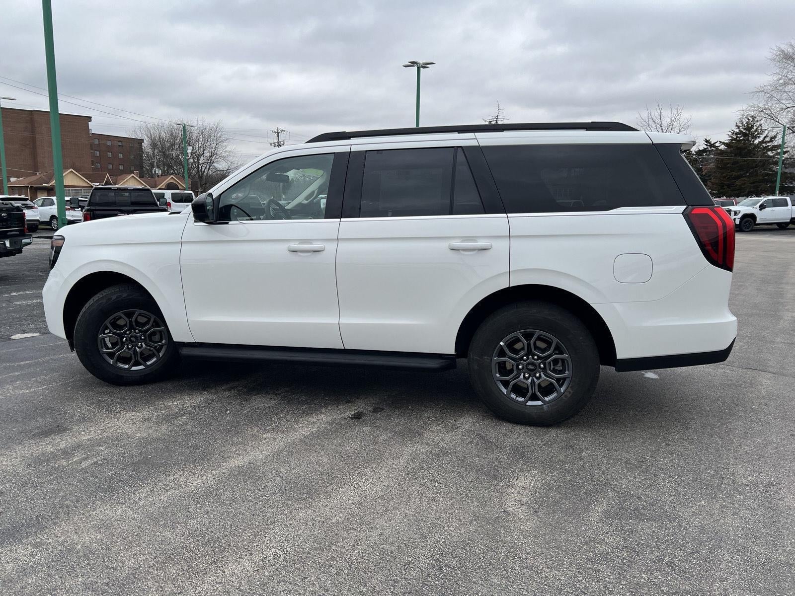 2025 Ford Expedition Active