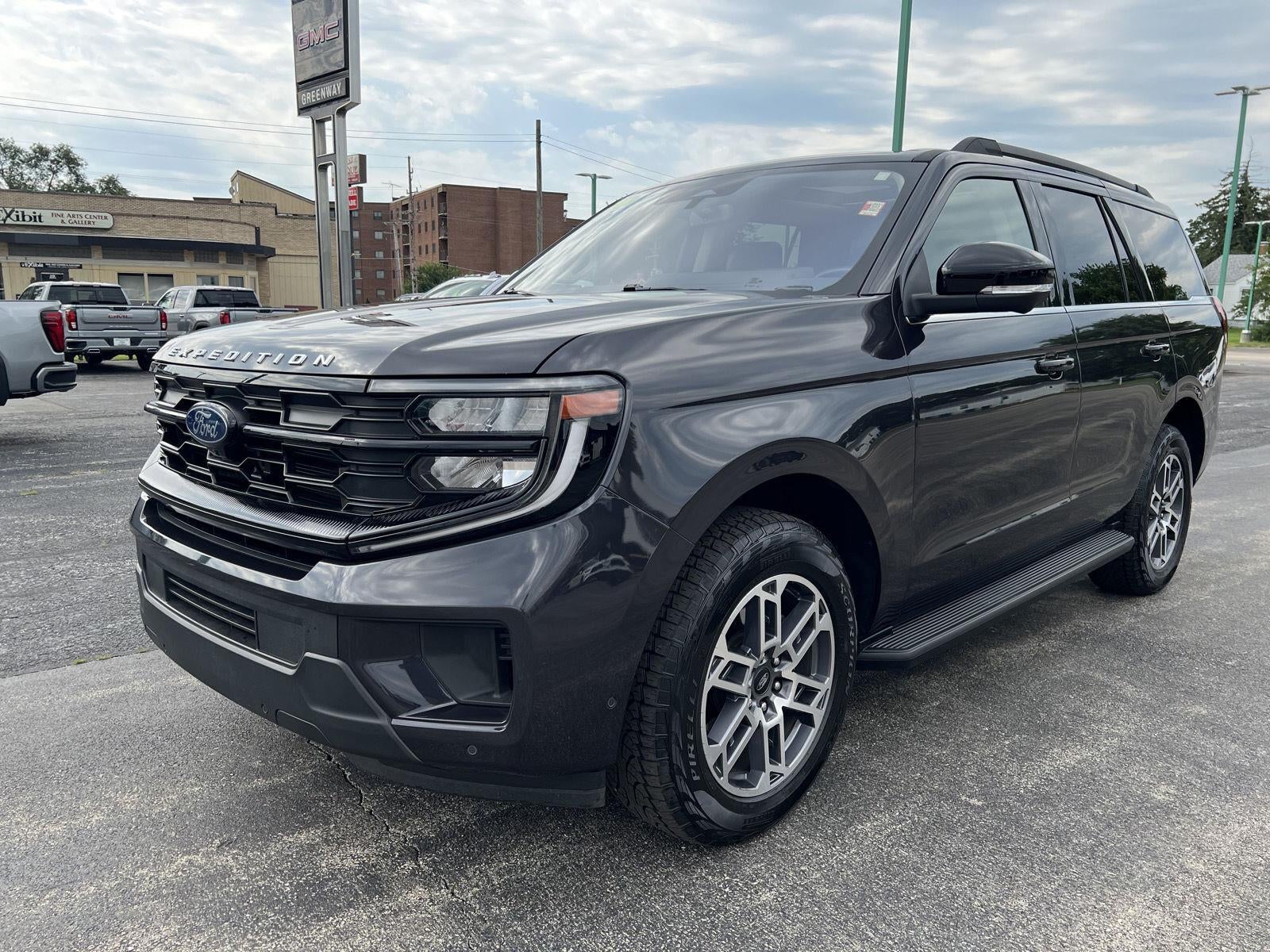 2025 Ford Expedition Active