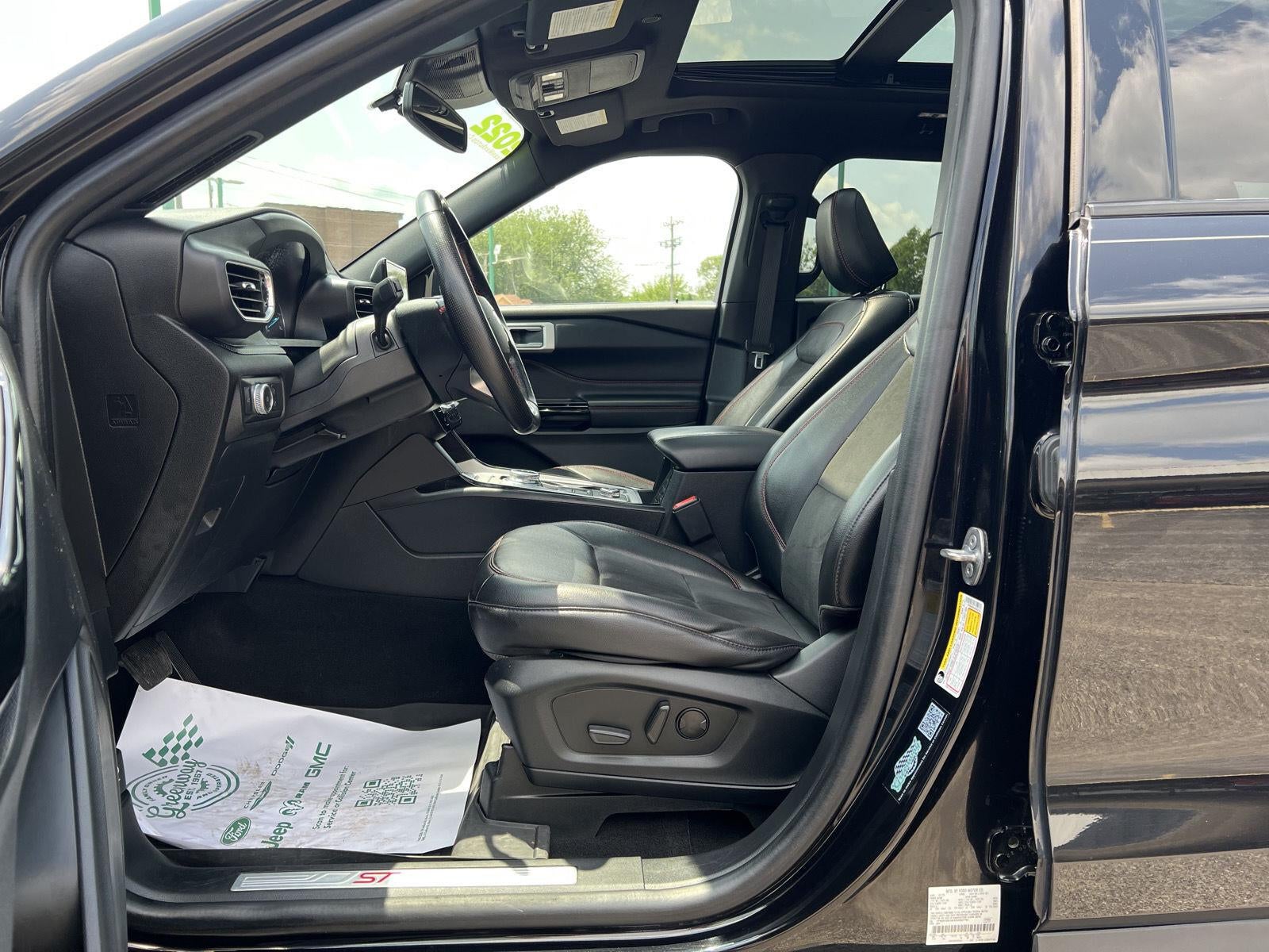 2022 Ford Explorer ST-Line