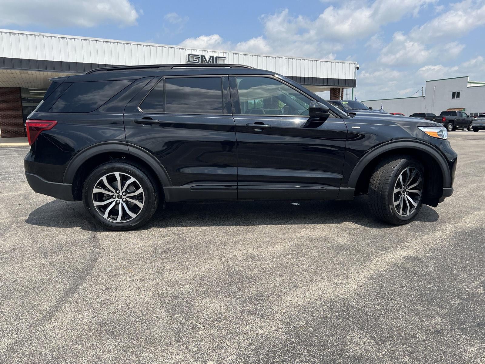 2022 Ford Explorer ST-Line