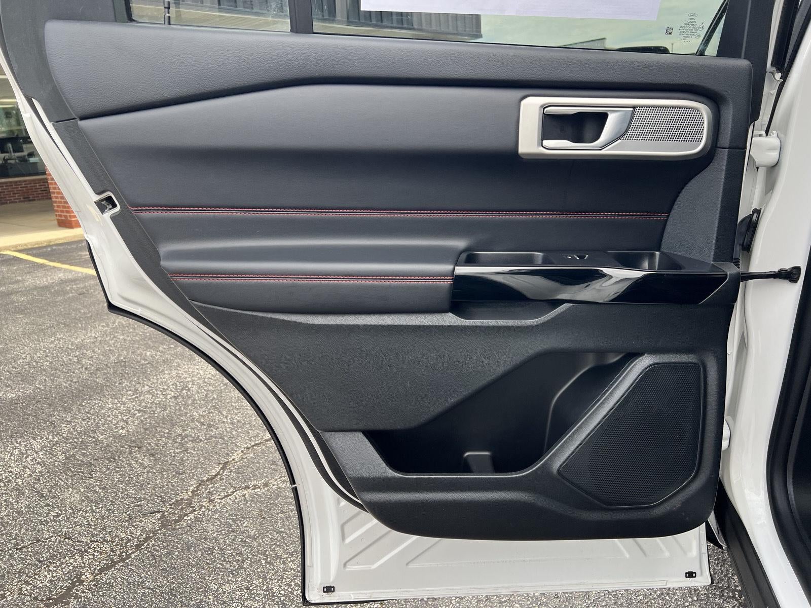 2022 Ford Explorer ST-Line