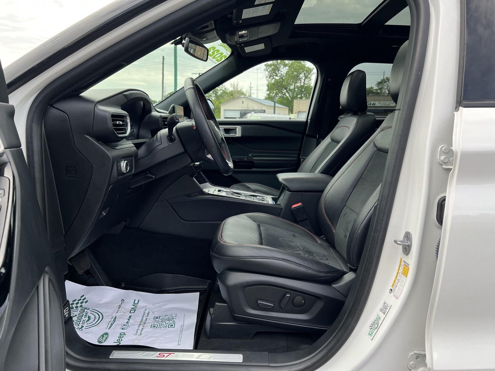 2022 Ford Explorer ST-Line