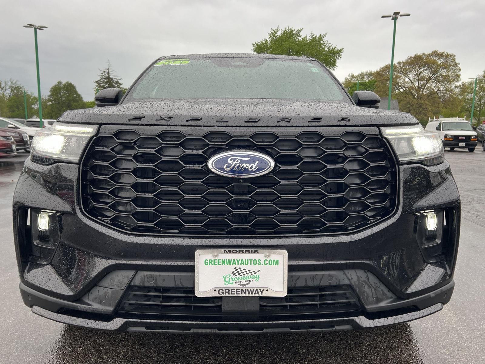 2025 Ford Explorer ST-Line