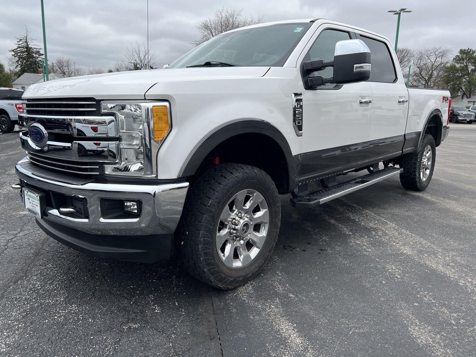 2017 Ford Super Duty F-250 SRW Lariat