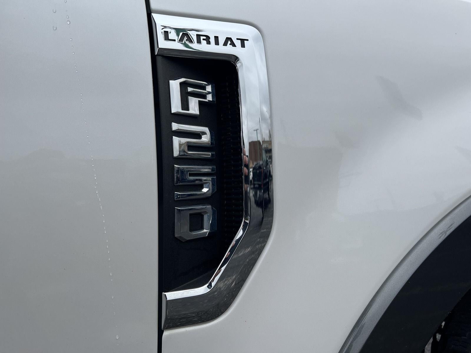 2017 Ford Super Duty F-250 SRW Lariat