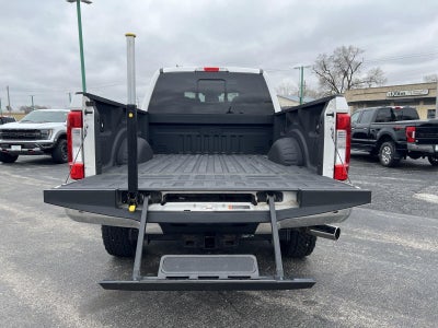2017 Ford Super Duty F-250 SRW Lariat