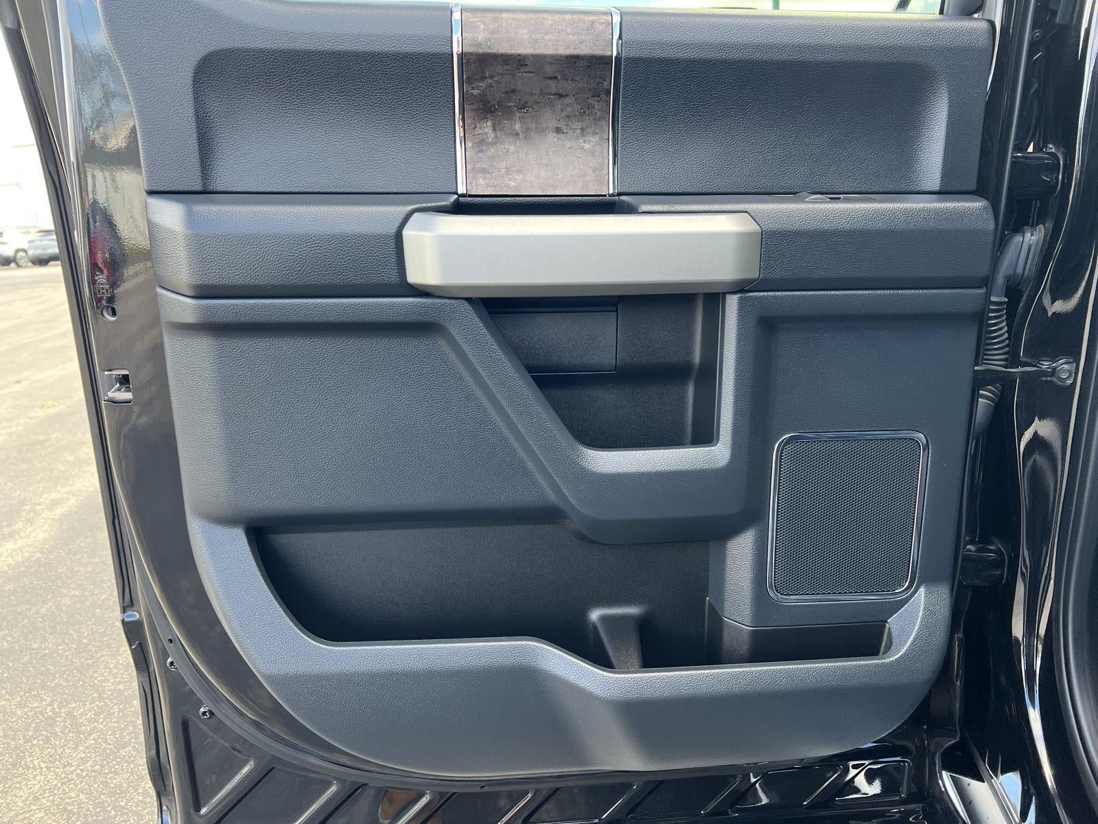 2022 Ford Super Duty F-250 SRW LARIAT