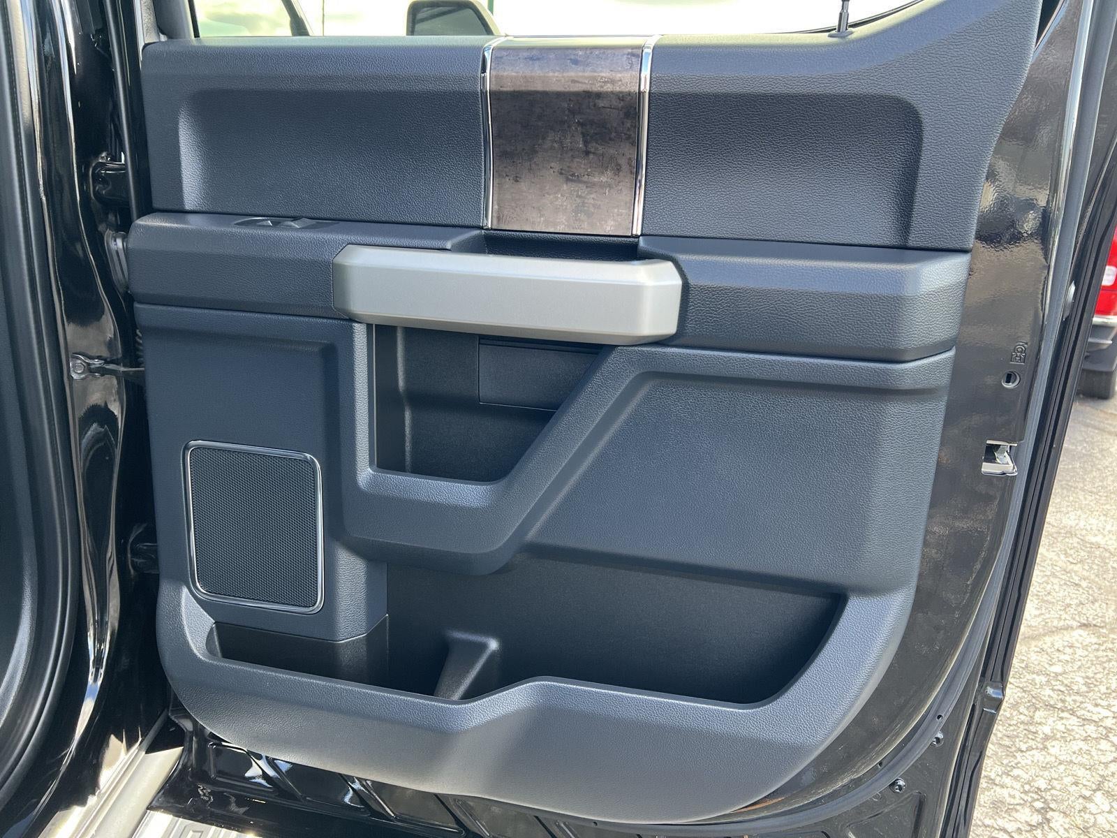 2022 Ford Super Duty F-250 SRW LARIAT