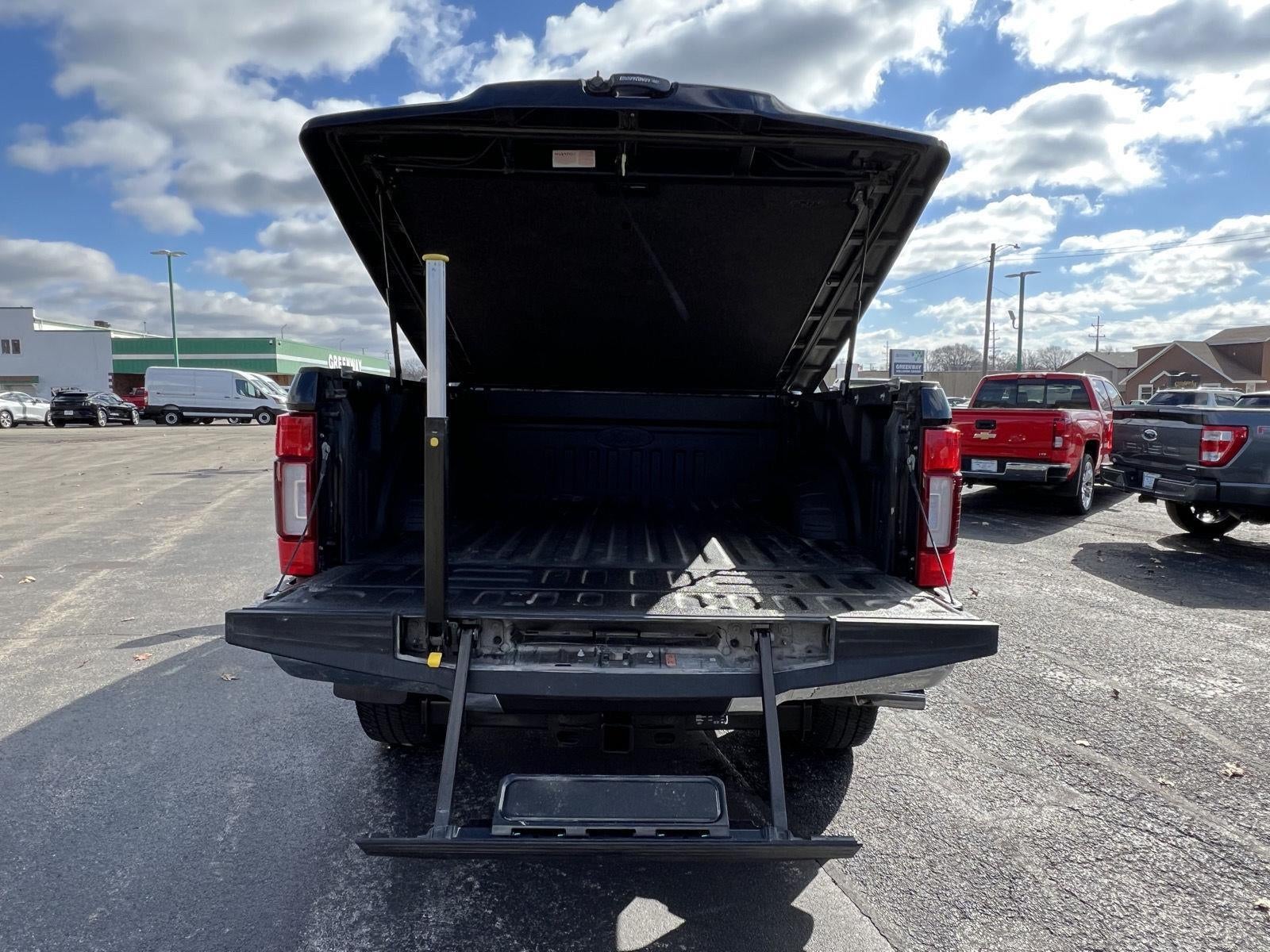 2022 Ford Super Duty F-250 SRW LARIAT