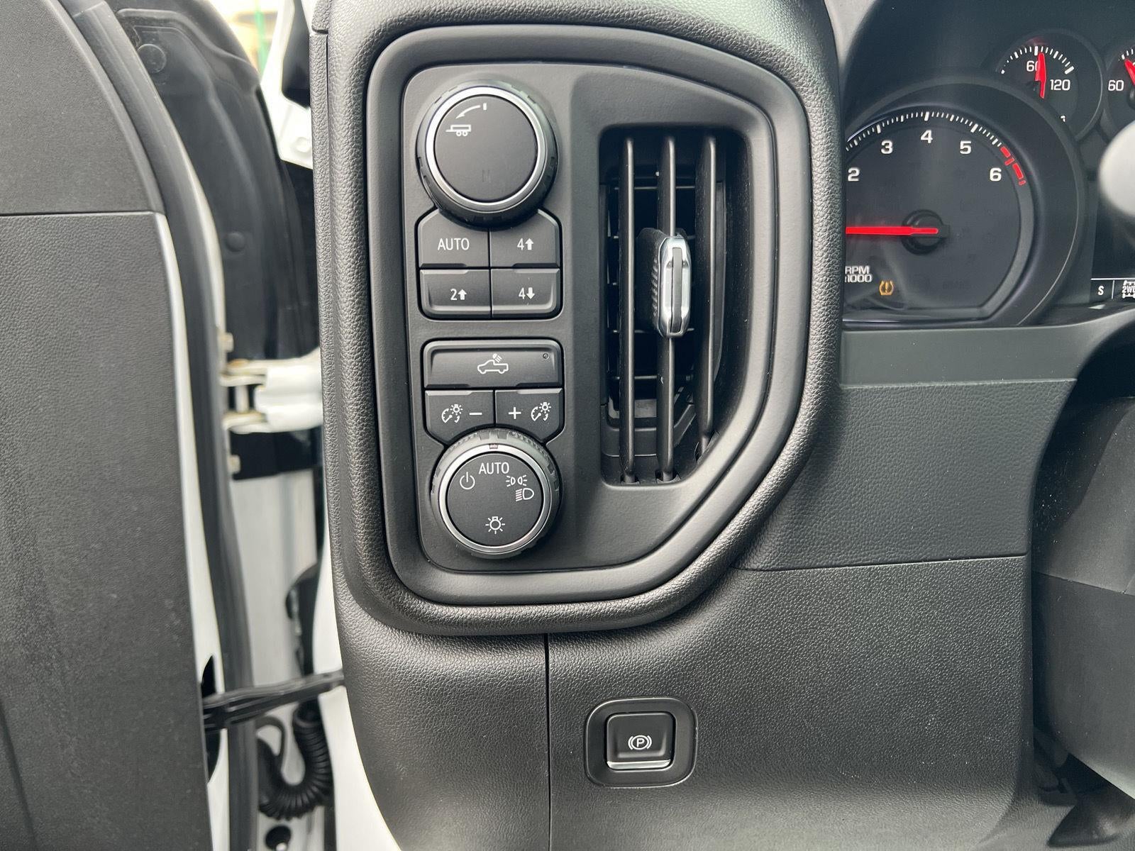 2019 Chevrolet Silverado 1500 Custom Trail Boss