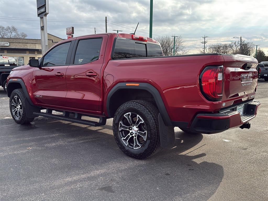 2024 GMC Canyon 4WD AT4