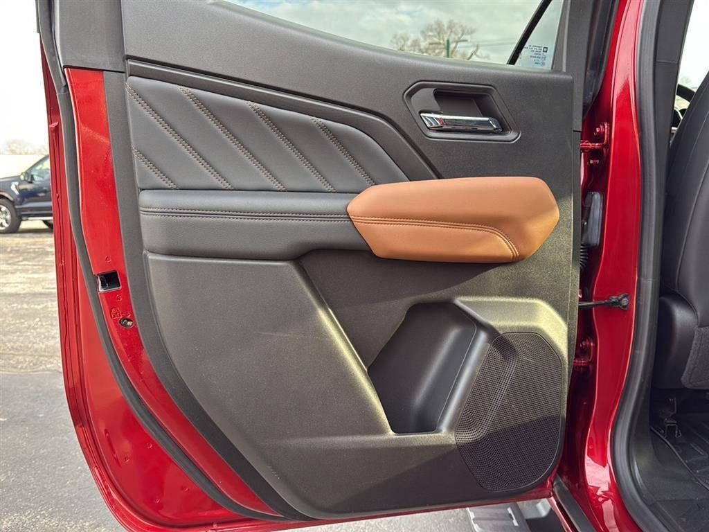 2024 GMC Canyon 4WD AT4