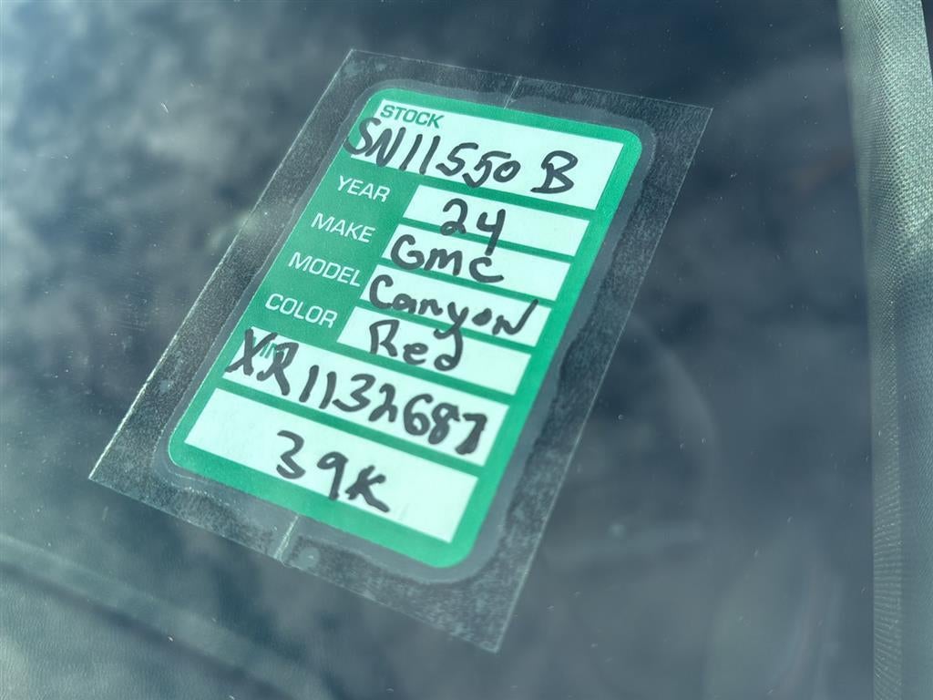 2024 GMC Canyon 4WD AT4